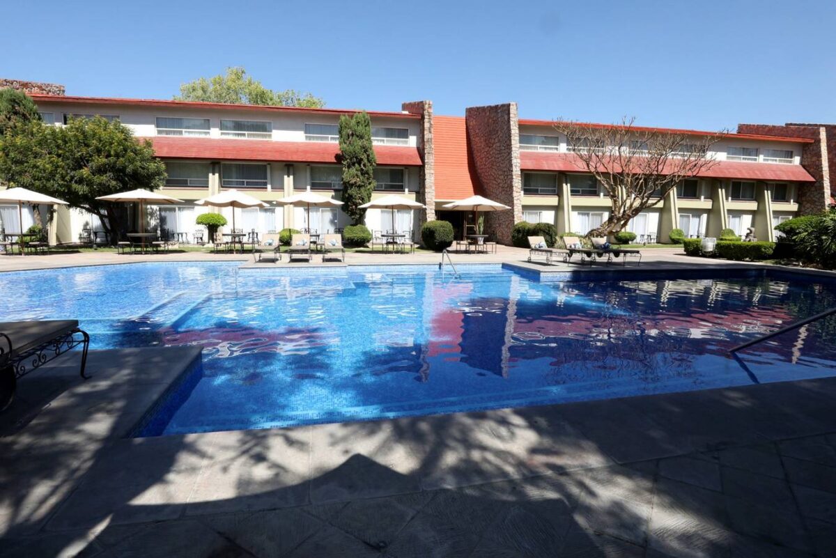 Alberca Hotel Real de Minas Tradicional, Hotel en Santiago de Querétaro