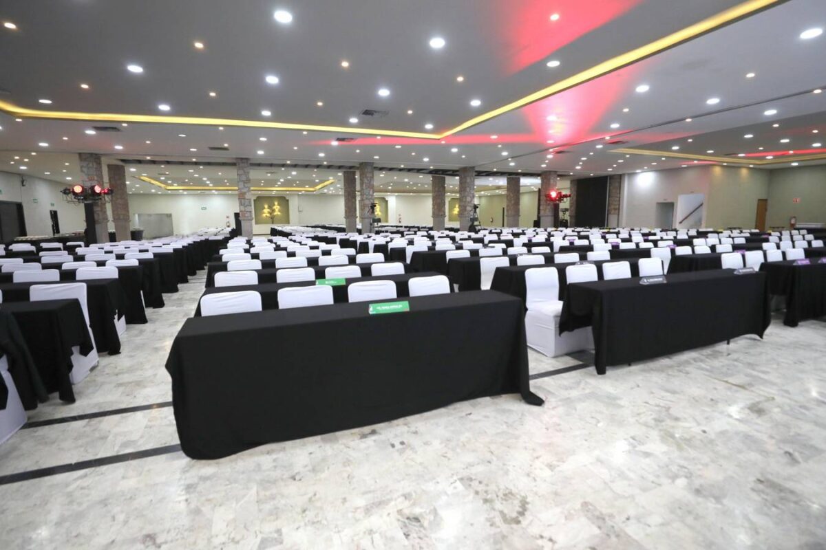 Salones Hotel Real de Minas Tradicional, Hotel en Santiago de Querétaro