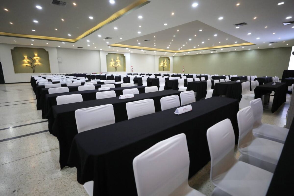 Salones Hotel Real de Minas Tradicional, Hotel en Santiago de Querétaro